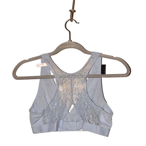 BALI NEW $44 Comfort Revolution Comfy Glam Plunge Lace Bralette Light Blue Small - Picture 2 of 3